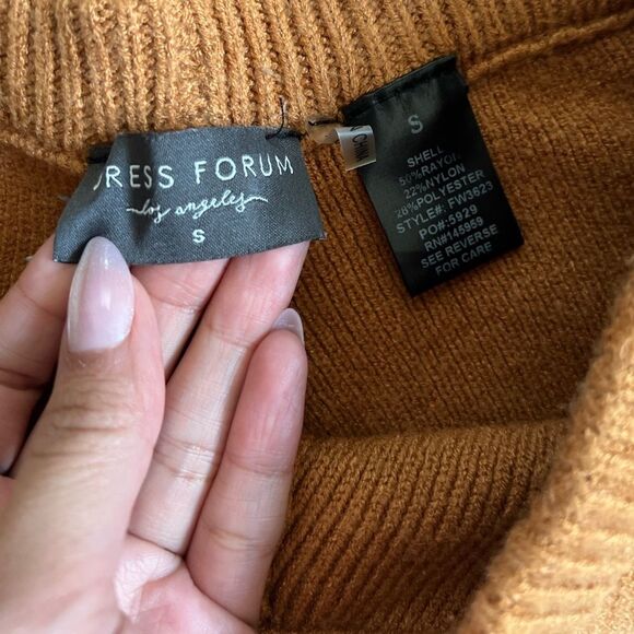 DRESS FORUM Colorblock Knit High Rise Shorts Size Small - Picture 2 of 4